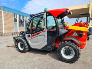 2019 Manitou MT625 Comfort, With the bigger 54.6 KW Kubota engine, 2 x Speed Hydrostatic transmission, 4 Wheel drive, 4 Wheel steer, 2.5 Ton lift capacity, 6 Metre lift height, A/C, Key pad immobiliser, Joystick controls, Orange & Green Beacons, Radio, Rear view camera, A/C, 5327 Hours. Nice machine-image