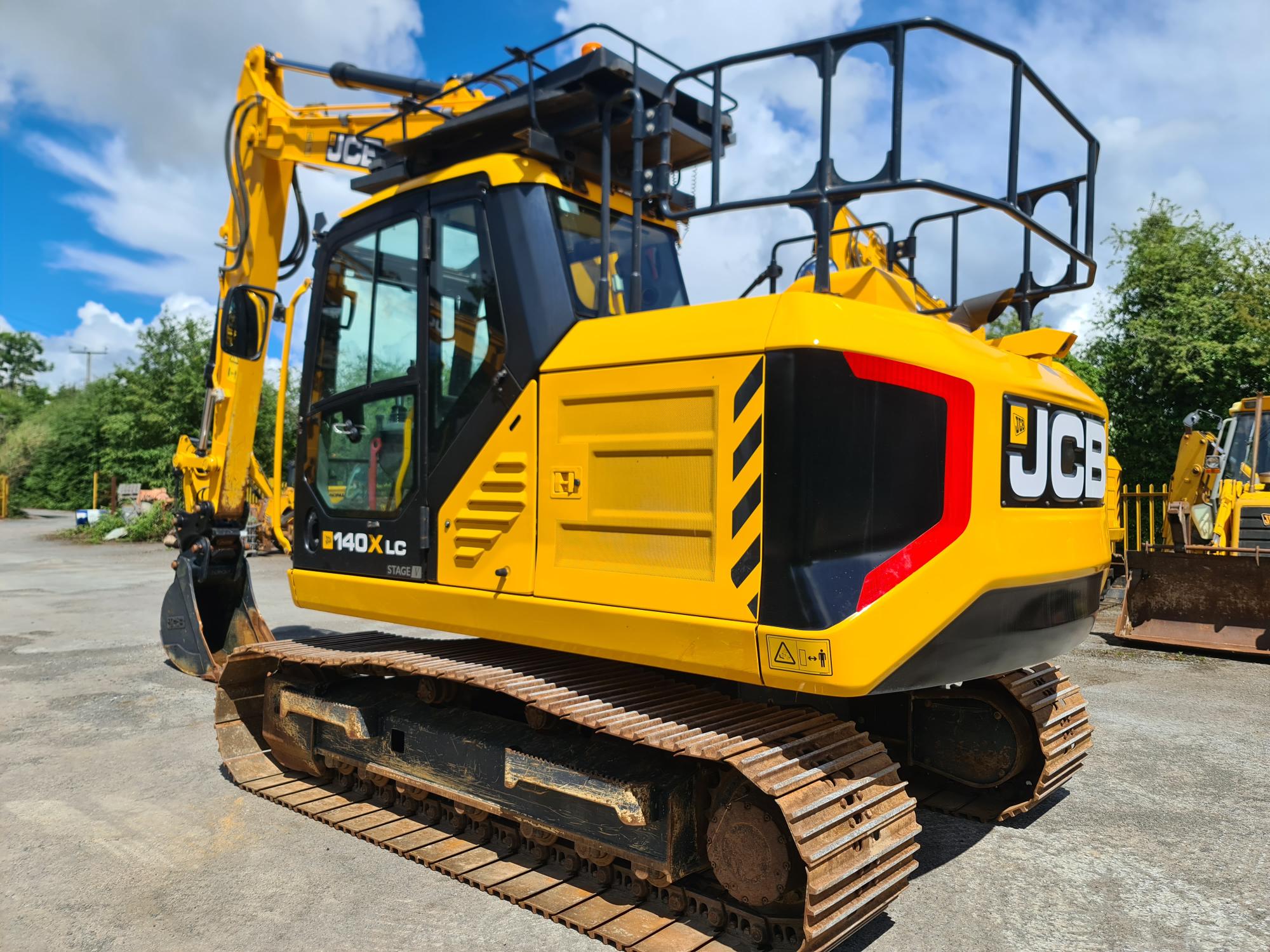 SOLD - 2023 JCB 140X, Hydraulic Q-hitch, Piped for attachments, Vandal Guards, A/C, Orange & Green beacons, Good Undercarriage, Only 3300 Hours, Very nice machine. - SOLD-image