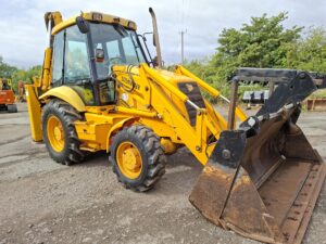 2002 JCB 3CX SM 4x4 Turbo, Manual Gearbox, Manual Quick hitch, Very nice machine for it's age-image